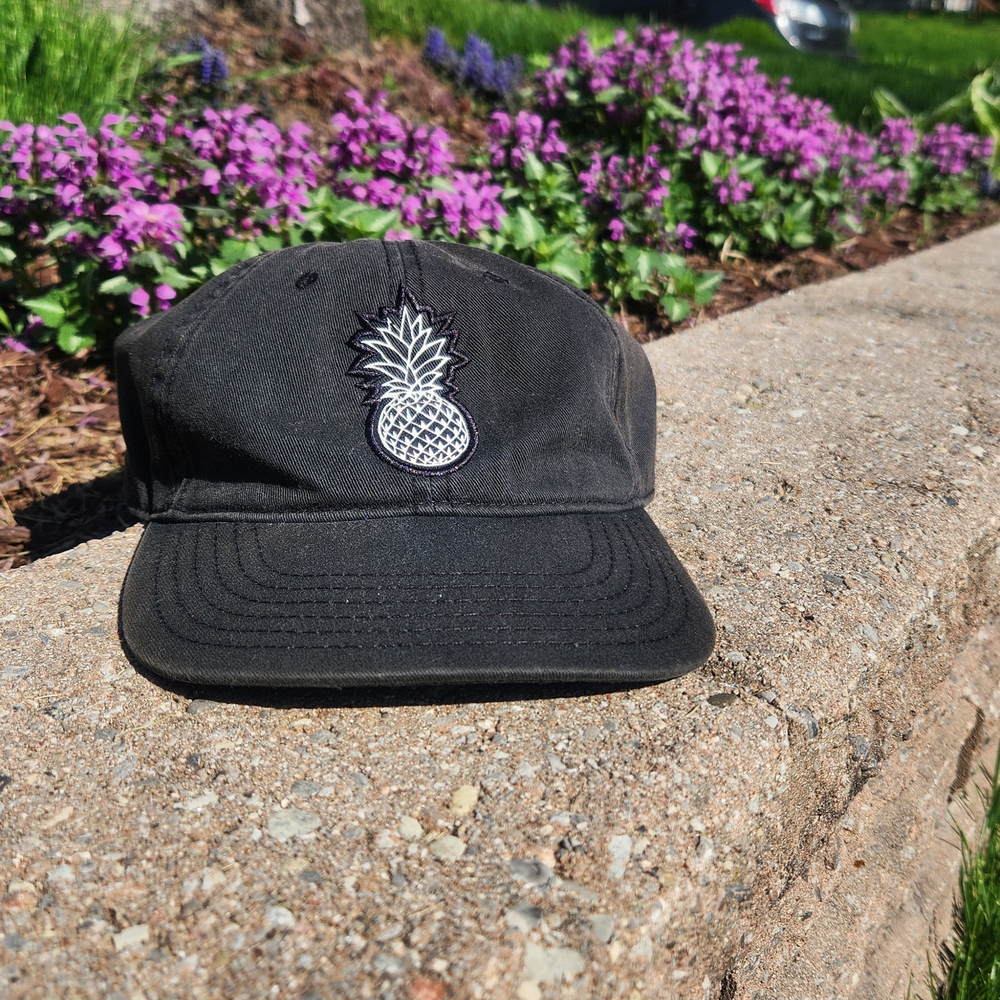 O'Neill Black Pineapple Embroidered Hat
